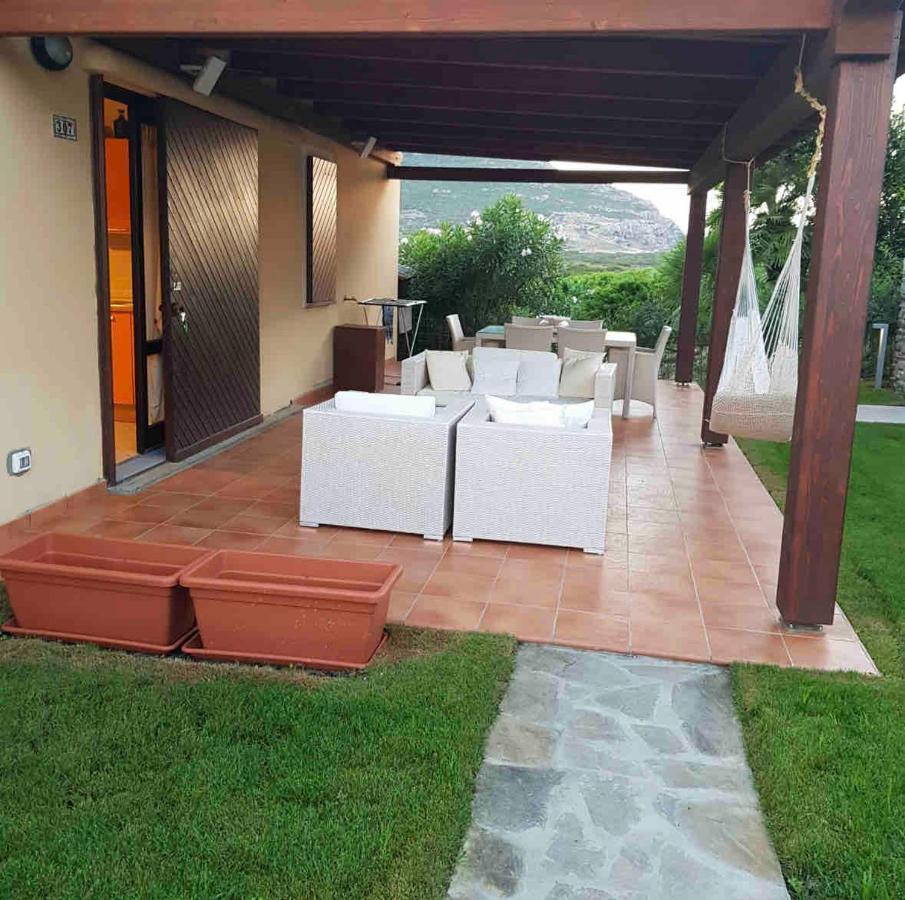 Appartamento A 200Mt Da "La Pelosa" Stintino Bagian luar foto